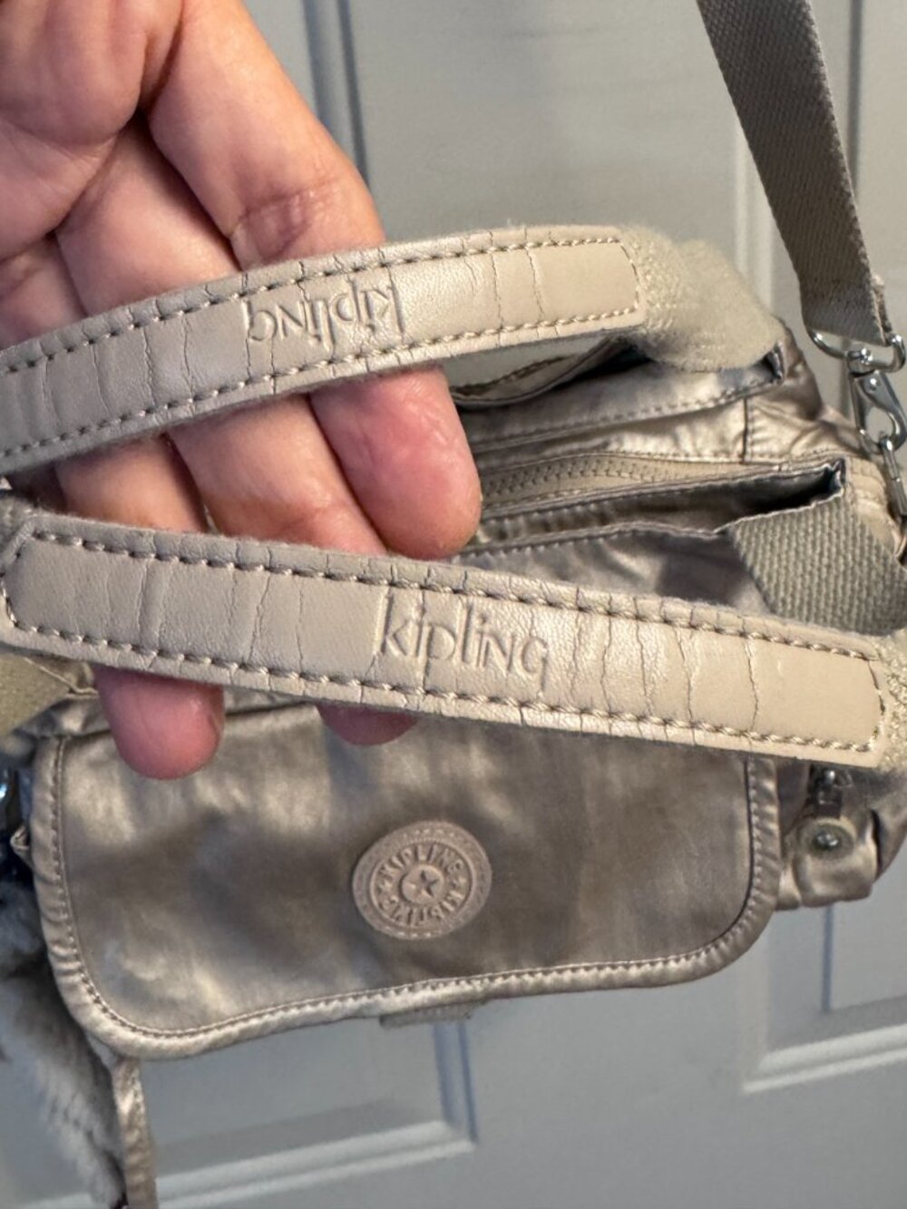 KIPLING FELIX LARGE METALLIC HANDBAG - Picture 10 of 16